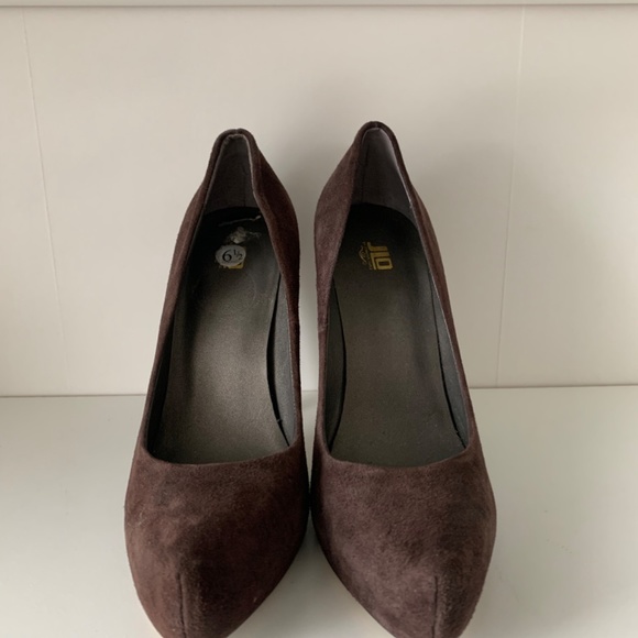 Brown suede pumps - Picture 3 of 4